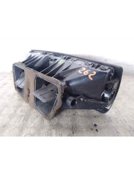 REJILLA AIREADORA BMW SERIE 1 BERLINA (E81/E87) - 191762