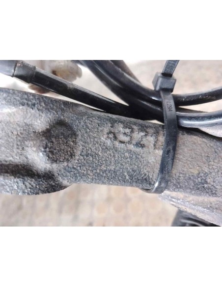 MANGUETA DELANTERA IZQUIERDA TOYOTA YARIS (XP13) - 195700