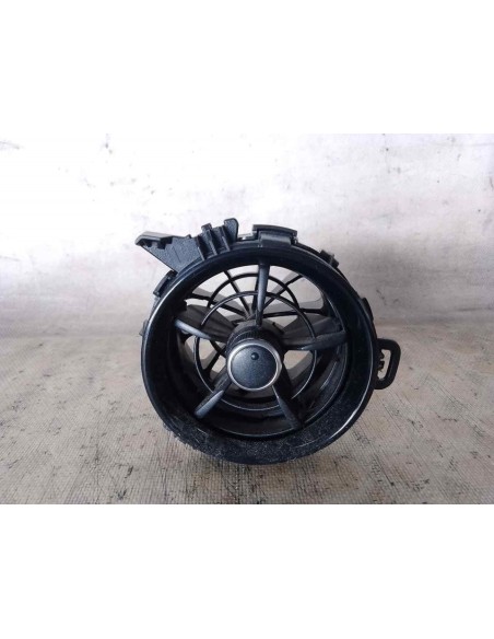 REJILLA AIREADORA TOYOTA YARIS (XP13) - 195738