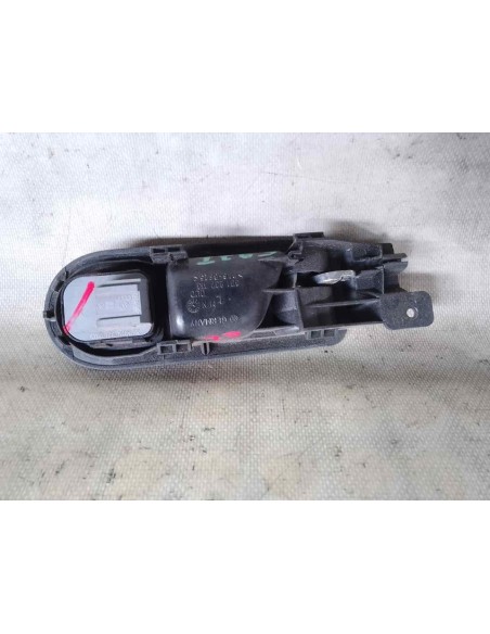 MANETA INTERIOR DELANTERA IZQUIERDA VOLKSWAGEN PASSAT BERLINA (3B3) - 188763