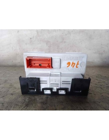 PANTALLA MULTIFUNCION RENAULT MEGANE II BERLINA...