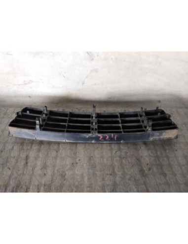 REJILLA DELANTERA AUDI A6 BERLINA (4B2) - 235411