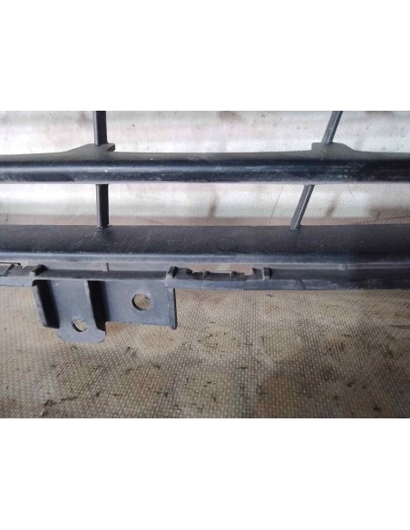 REJILLA PARAGOLPES DELANTERO OPEL ASTRA K SPORTS TOURER - 215388