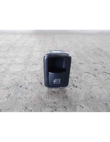 MANDO ELEVALUNAS TRASERO DERECHO MERCEDES-BENZ...