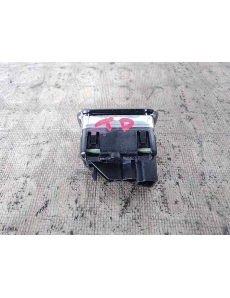 MANDO ELEVALUNAS TRASERO DERECHO MERCEDES-BENZ CLASE C (BM 204) BERLINA - 199628