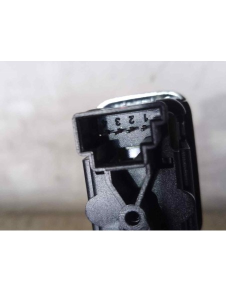 MANDO ELEVALUNAS TRASERO DERECHO MERCEDES-BENZ CLASE C (BM 204) BERLINA - 199628