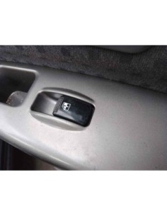 MANDO ELEVALUNAS DELANTERO DERECHO KIA CARENS (RS) - 223654