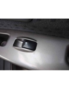 MANDO ELEVALUNAS TRASERO DERECHO KIA CARENS (RS) - 223656