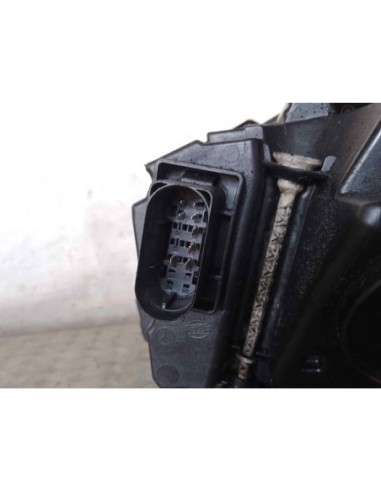 FARO DERECHO MERCEDES-BENZ CLASE E (BM 213)...
