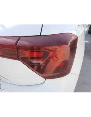 PILOTO TRASERO DERECHO VOLKSWAGEN POLO VI...