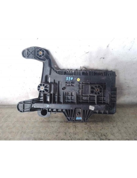 SOPORTE BATERIA VOLKSWAGEN PASSAT VARIANT (3C5) - 218571