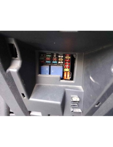 CAJA RELES / FUSIBLES RENAULT SCENIC III (JZ) -...