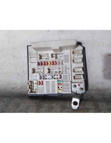 CAJA RELES / FUSIBLES RENAULT SCENIC II (JM) -...