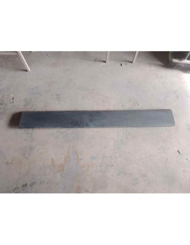 MOLDURA RENAULT MASTER III CAMIÓN/CHASIS - 239337