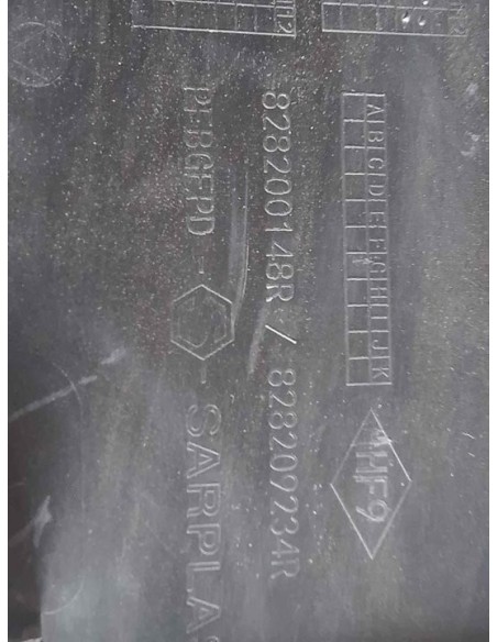 MOLDURA RENAULT MASTER III CAMIÓN/CHASIS - 239337