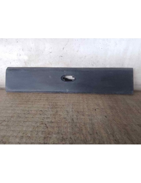 MOLDURA RENAULT MASTER III CAMIÓN/CHASIS - 239339