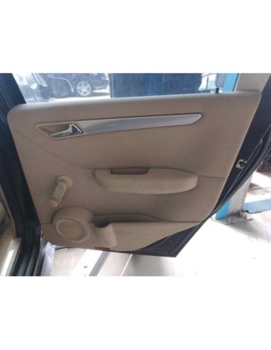 GUARNECIDO PUERTA TRASERA DERECHA MERCEDES-BENZ...