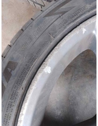 JUEGO LLANTAS MERCEDES-BENZ CLASE E (BM 210)...