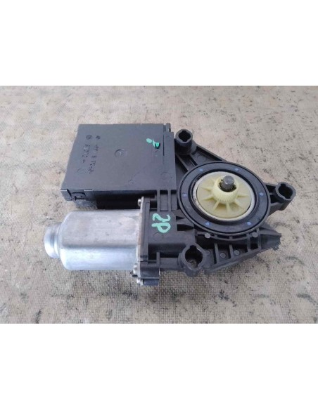 MOTOR ELEVALUNAS DELANTERO IZQUIERDO VOLKSWAGEN GOLF VI (5K1)(10 2008) - 205881