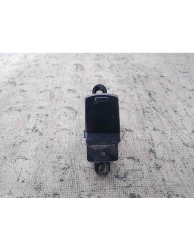 MANDO ELEVALUNAS DELANTERO DERECHO NISSAN NOTE...