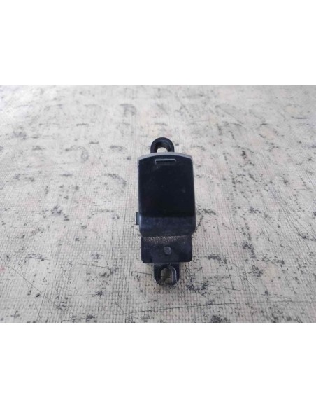 MANDO ELEVALUNAS DELANTERO DERECHO NISSAN NOTE (E11E) - 155579