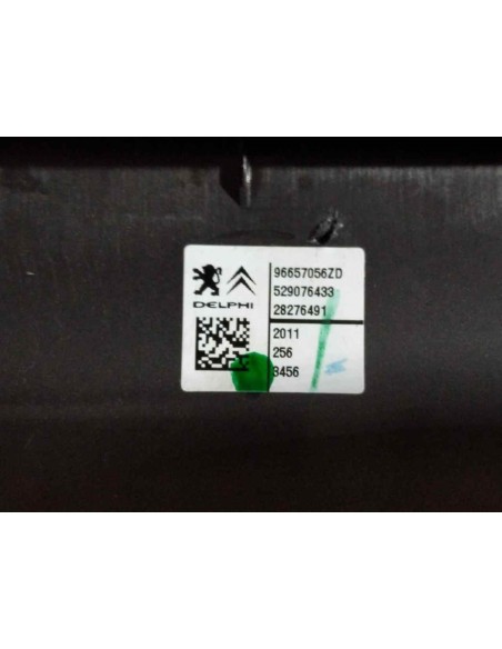 MANDO ELEVALUNAS DELANTERO DERECHO CITROEN C4 BERLINA - 140642