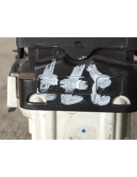 MANDO ELEVALUNAS DELANTERO DERECHO RENAULT CLIO II FASE II (B/CB0) - 138527