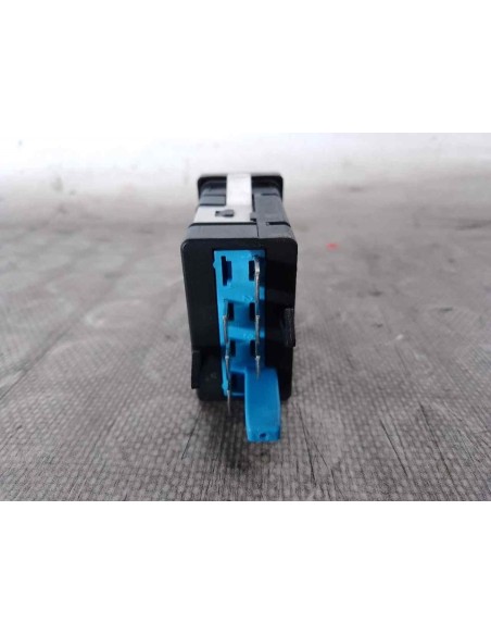 INTERRUPTOR VOLKSWAGEN PASSAT BERLINA (3B3) - 125925