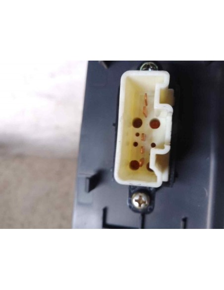 MANDO ELEVALUNAS DELANTERO DERECHO MAZDA 323 F/S BERLINA (BJ) - 182481