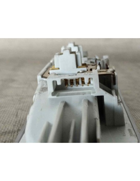 LUZ INTERIOR NISSAN QASHQAI +2 (JJ10) - 141272