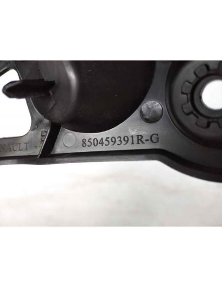 MOLDURAS TRASERAS DACIA SANDERO II - 139095
