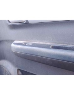 MANDO ELEVALUNAS DELANTERO DERECHO SUZUKI SWIFT BERLINA...