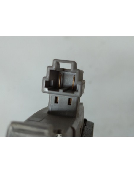 PILOTO MATRICULA PEUGEOT ION - 129273