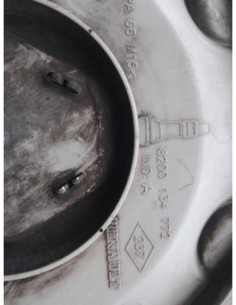 TAPACUBOS RENAULT SCENIC II (JM) - 138873 2