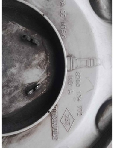 TAPACUBOS RENAULT SCENIC II (JM) - 138873