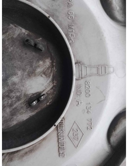 TAPACUBOS RENAULT SCENIC II (JM) - 138873