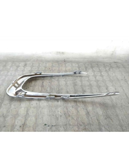 REJILLA PARAGOLPES DERECHA PEUGEOT 2008 - 141261