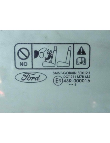 LUNA DELANTERA IZQUIERDA FORD FOCUS BERLINA (CAP) - 139063