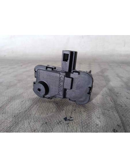 TAPA EXTERIOR COMBUSTIBLE SEAT LEON (5F1) - 147258