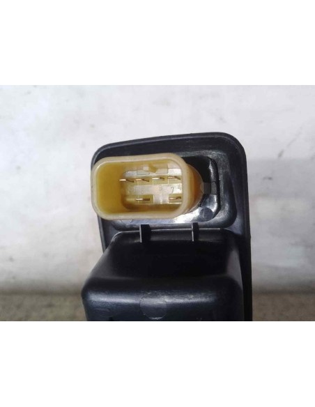 MANDO ELEVALUNAS DELANTERO DERECHO FORD FOCUS BERLINA (CAP) - 181861