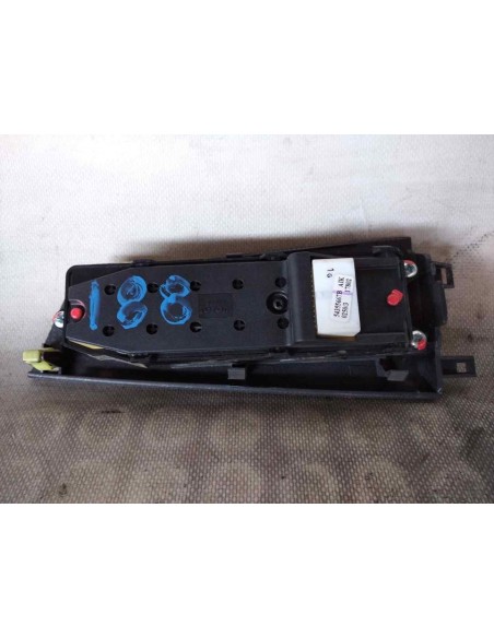 MANDO ELEVALUNAS DELANTERO IZQUIERDO TOYOTA COROLLA (E12) - 114425