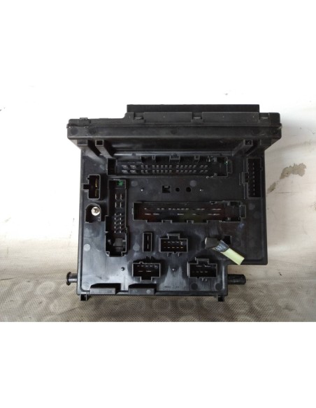 CAJA RELES / FUSIBLES FORD ESCORT BERL /TURNIER - 112192