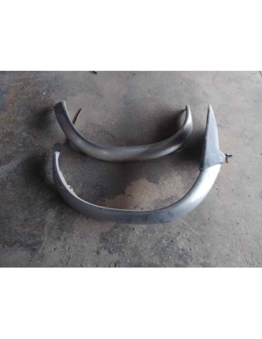 ALETIN TRASERO DERECHO NISSAN PICKUP (D22) -...