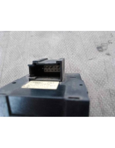 MANDO ELEVALUNAS DELANTERO DERECHO AUDI A4...