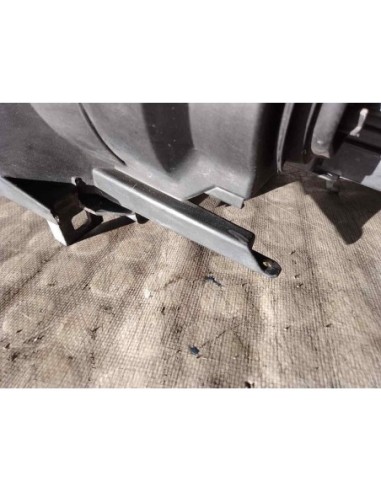 FARO DERECHO BMW SERIE 3 BERLINA (E46) - 92992