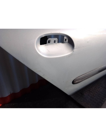 PUERTA TRASERA DERECHA RENAULT CLIO II FASE II (B/CB0) - 94309