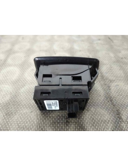 MANDO ELEVALUNAS TRASERO DERECHO BMW SERIE 1 BERLINA 5P (F20) - 94968
