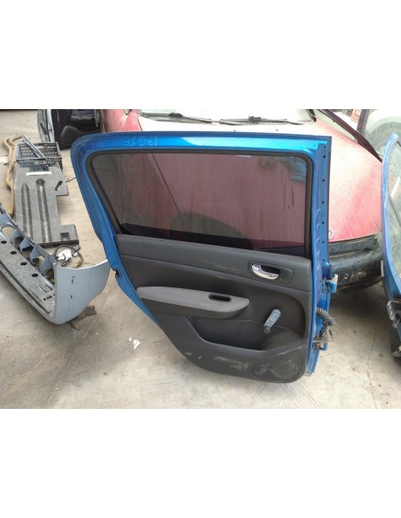 PUERTA TRASERA IZQUIERDA PEUGEOT 307 (S1)(04 2001) - 105670