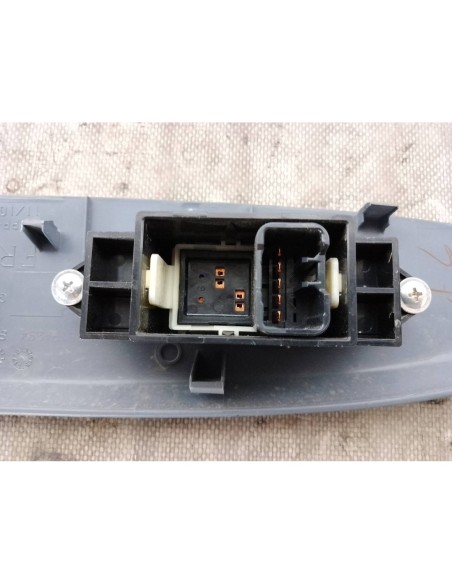 MANDO ELEVALUNAS DELANTERO DERECHO PEUGEOT ION - 95516