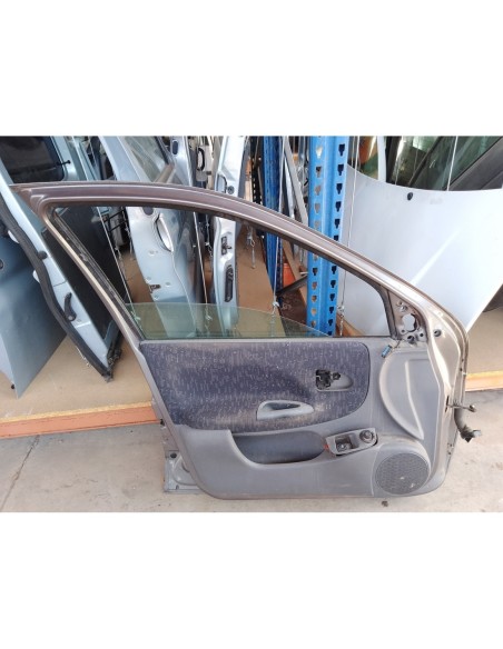 PUERTA DELANTERA IZQUIERDA RENAULT MEGANE I BERL / BERL  CON PORTÓN (BA0) - 96517